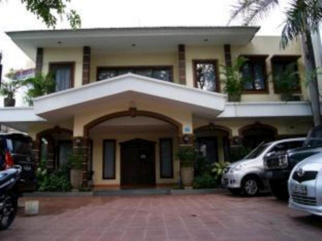 Grand Sumatera Hotel Surabaya Dış mekan fotoğraf