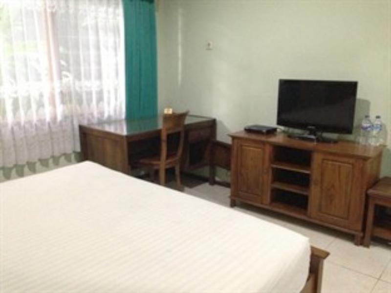 Grand Sumatera Hotel Surabaya Dış mekan fotoğraf