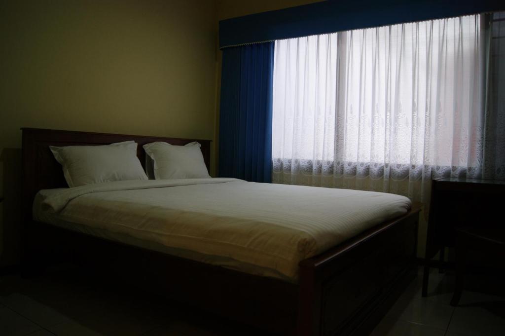 Grand Sumatera Hotel Surabaya Oda fotoğraf