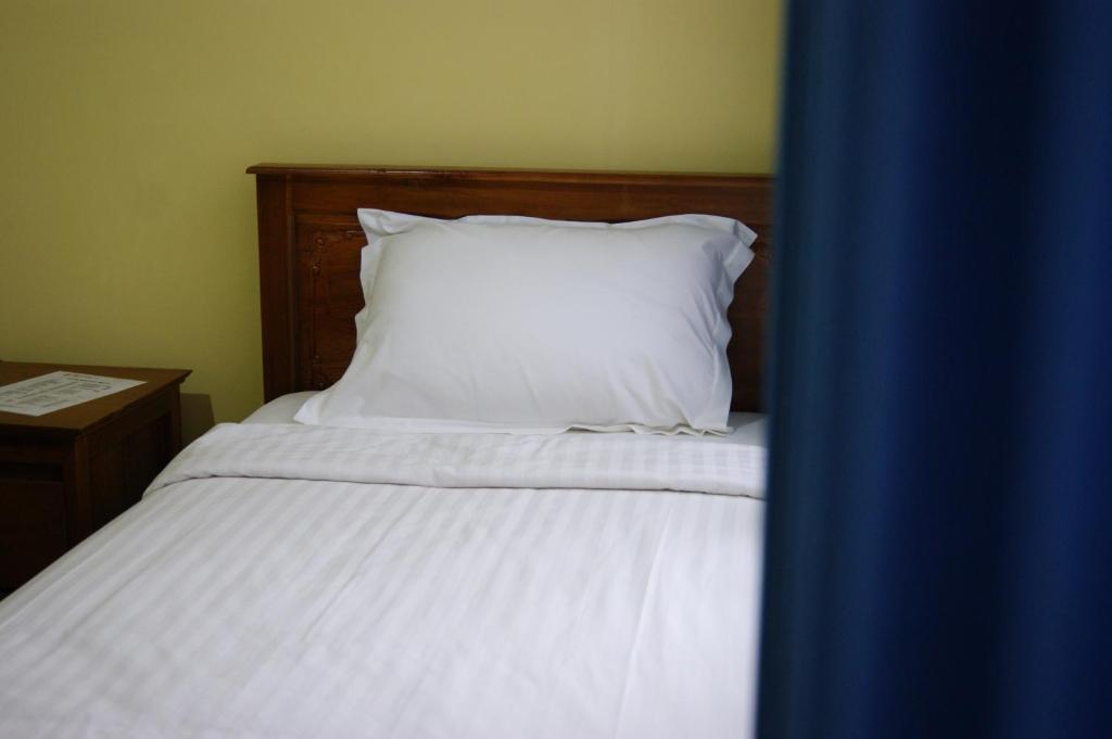 Grand Sumatera Hotel Surabaya Oda fotoğraf