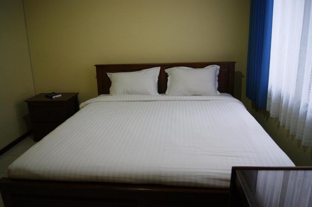 Grand Sumatera Hotel Surabaya Oda fotoğraf